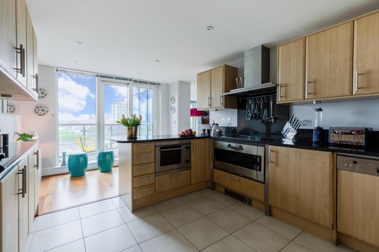 Best Thames View In Town! Large Luxxe Nomad Design Family Home Λονδίνο Εξωτερικό φωτογραφία